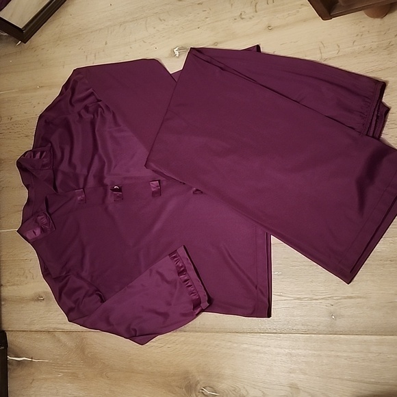 Henson Kickernick Other - HENSON KICKERNICK burgundy maroon pajama set long sleeve pants vintage 40 large
